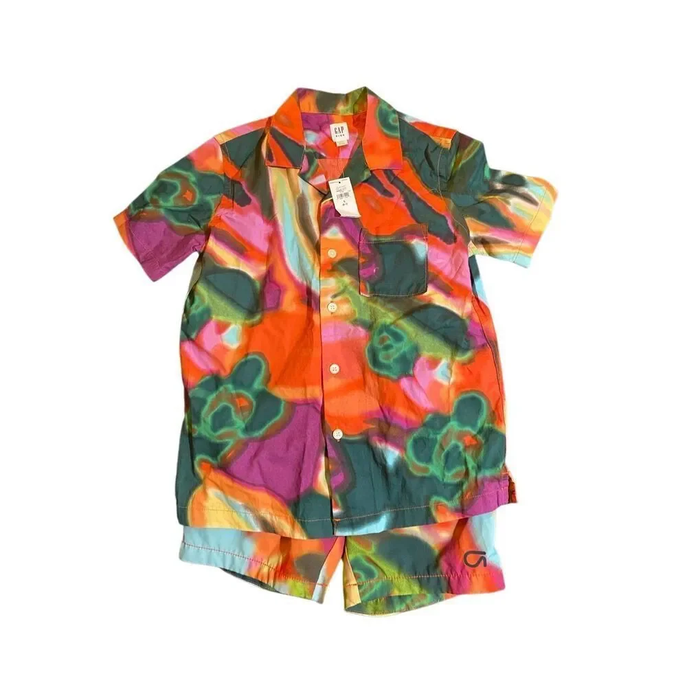 Gap kids groovy 90s two-piece shorts and shirt set size small